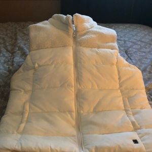 Women’s outerwear vest